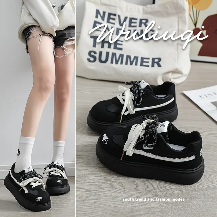 巫六七【原创设计】厚底板鞋女2025秋季新款爆款学生百搭休闲面包鞋