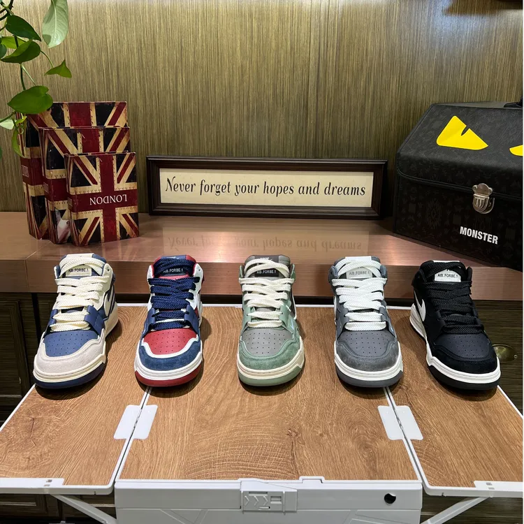 秋冬单棉同款防滑高帮通用男板鞋休闲鞋潮鞋鞋子潮流男士轻奢潮鞋