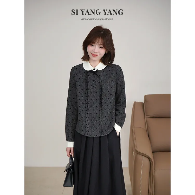 斯洋洋SIYANG女装冬季羊毛波点女装轻奢娃娃领上衣SY511A071SYY