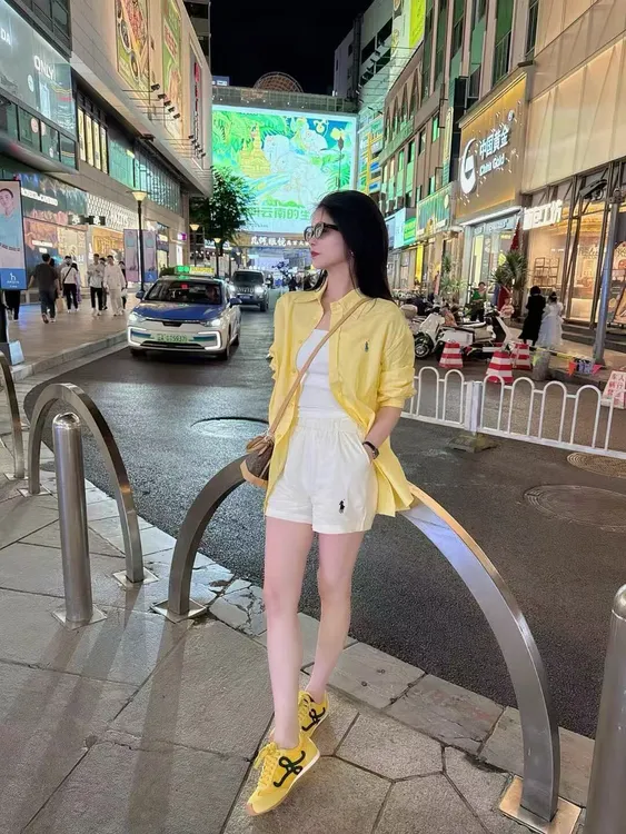 2025夏季新款法式 小马刺绣亚麻防晒衬衫百搭白色休闲短裤两件套