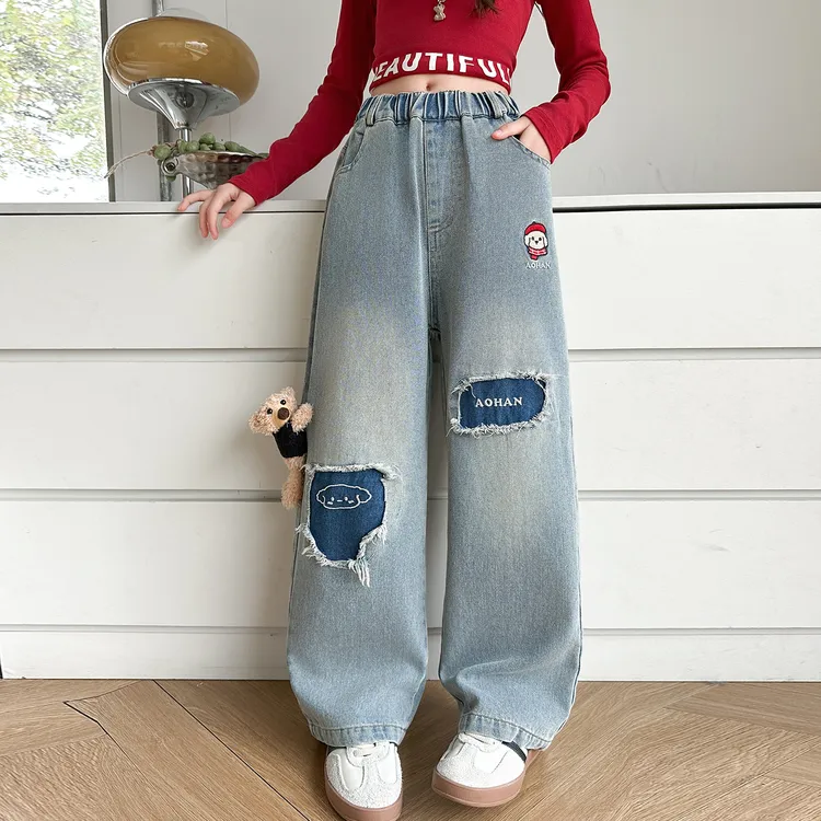 女童裤子2026春季新款中大童时尚洋气韩范破洞卡通儿童春秋牛仔裤