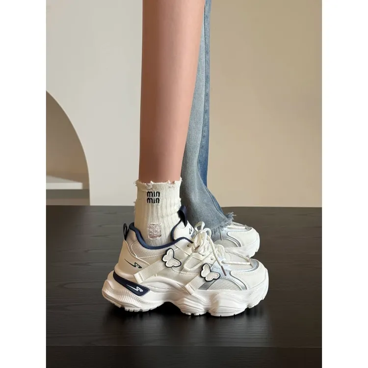 人本夏季薄底运动鞋女款2025新款网面透气轻便老爹鞋夏日轻薄鞋子