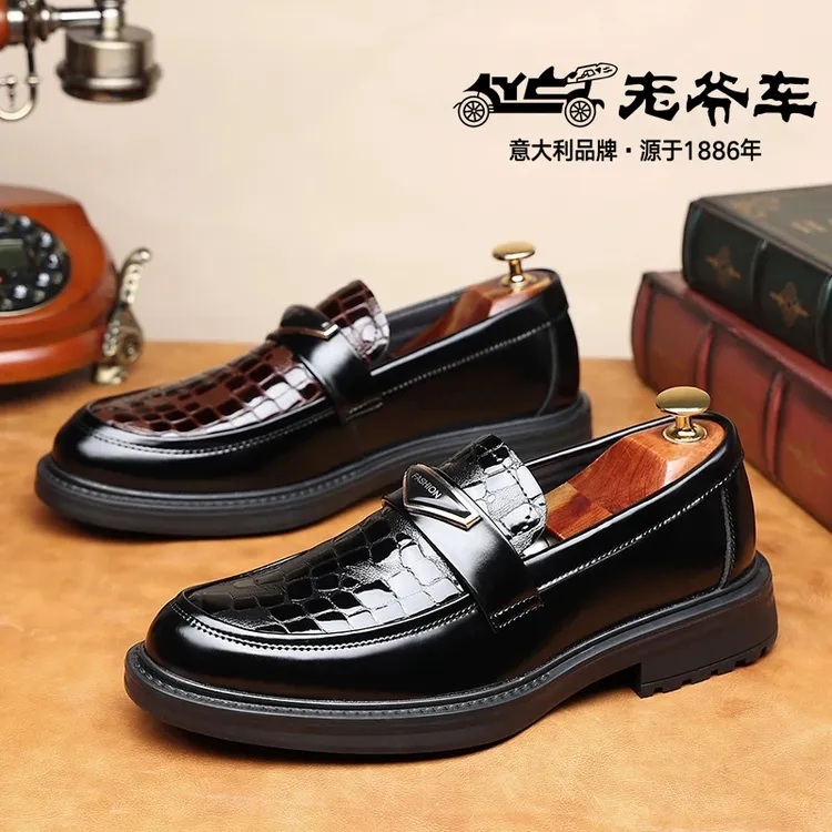 老爷车轻奢男士时尚真皮休闲皮鞋一脚蹬休闲乐福鞋透气商务男鞋子商品图