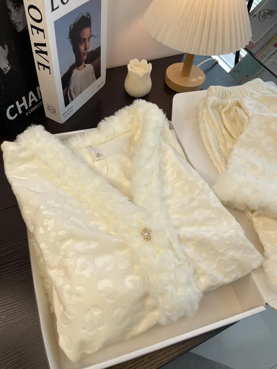 豹纹冬季长袖保暖睡衣家居服套装加绒毛绒网红百搭