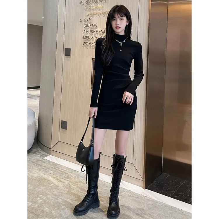 半高领连衣裙女2025新款显瘦小个子包臀打底内搭秋冬加绒加厚裙子