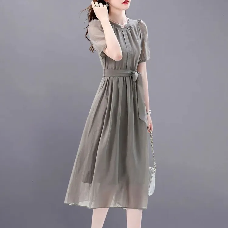 高级感连衣裙女夏2023新款气质洋气收腰修身显瘦别致绝美灰色裙子