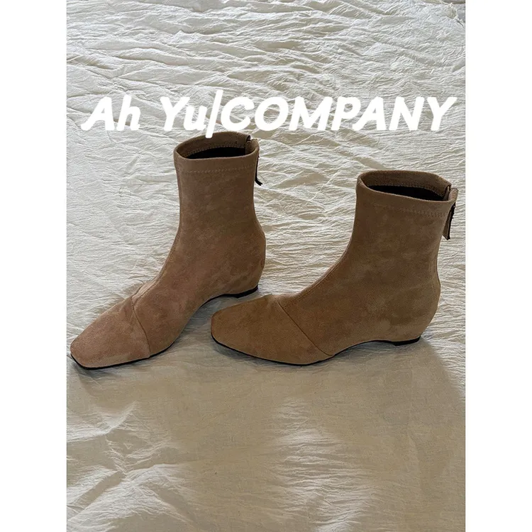 真皮版~复古绒面简约弹力瘦瘦靴女后拉链简约方头内增高显瘦短靴