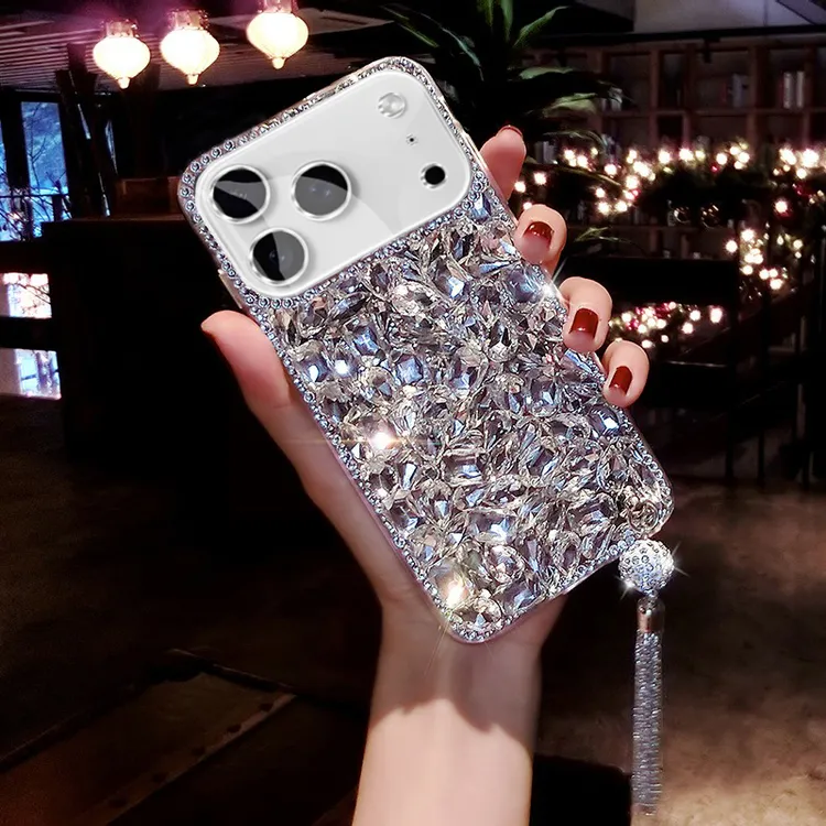 适用苹果17promax手机壳女款17pro带挂绳手链17全包防摔17art水钻