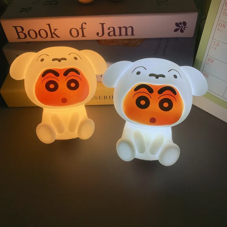可爱卡通蜡笔小新拍拍灯小白小夜灯发光手办小新玩偶床头卧室夜灯