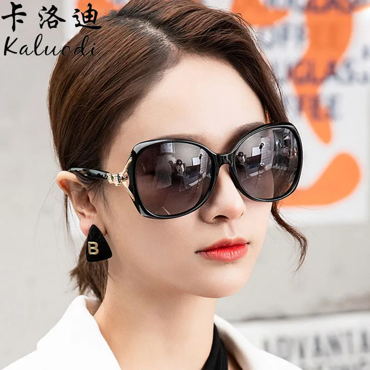 墨镜女2025新款高级感大脸显瘦太阳镜男防紫外线开车眼镜镶钻偏光