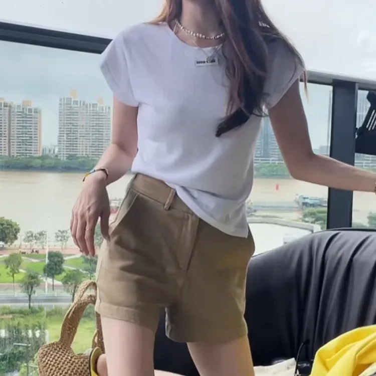 纯色开叉微透上衣休闲T恤+简约风薄款中高腰韩版短裤LK2504555