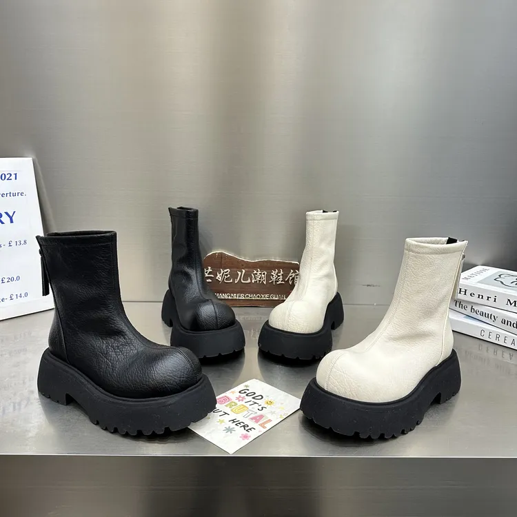 MANGNIER/明显同款瘦瘦靴冬季超火后拉链轻底厚底德比头潮流短靴