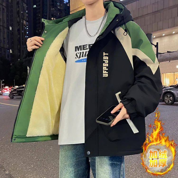 秋冬季青少年加绒加厚外套男学生潮流帅气夹克连帽保暖冲锋衣棉服