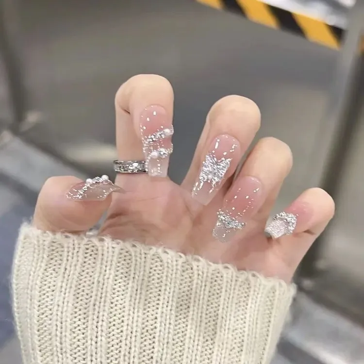 纯手工网红爆款穿戴甲美甲高级纯欲珍珠蝴蝶猫眼气质显白爆闪贴片