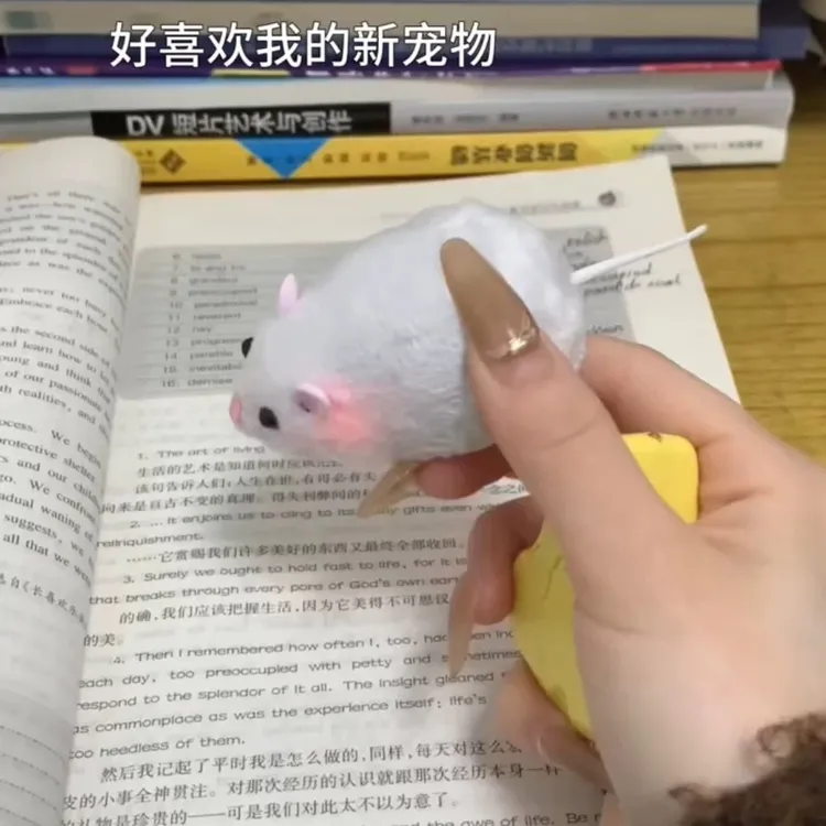 遥控老鼠玩具电动仿真动物红外线整蛊玩具创意小学生自嗨解闷神器