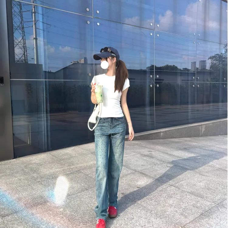 【MMStudio】M系风格秋季出游复古高腰显瘦满天星烫钻直筒裤牛仔裤