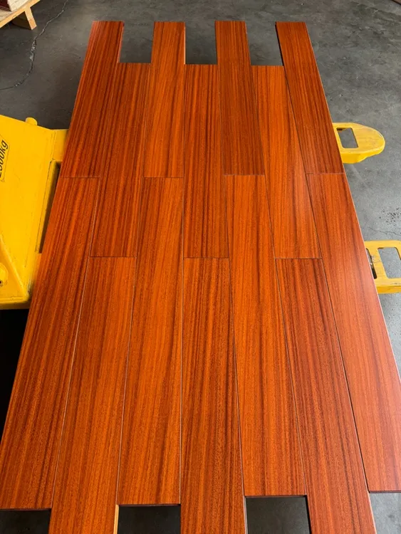 纯实木原木整木地板家用环保