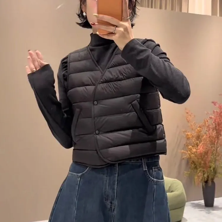 通勤百搭保暖V领纯色马夹潮2025秋冬新款时尚设计感简约百搭马甲