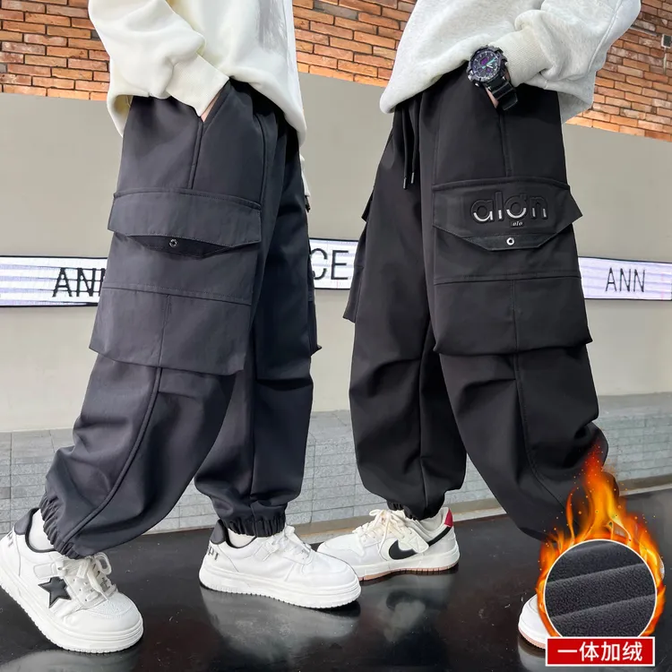 男童一体绒裤子2025秋冬新中大童酷帅宽松加绒工装束脚裤儿童裤子