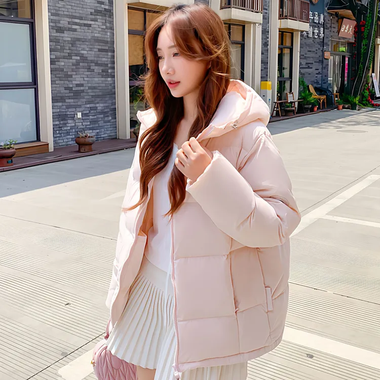 纪诗哲女装新款连帽加厚羽绒服女冬季宽松短款鸭绒面包服保暖外套