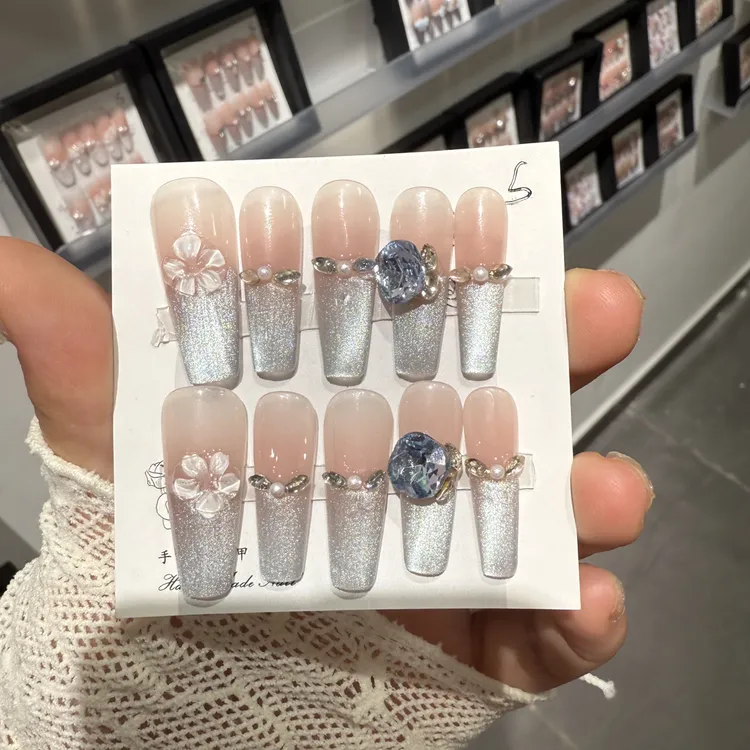 纯手工法式蓝色猫眼美甲贴片显白高级感穿戴甲
