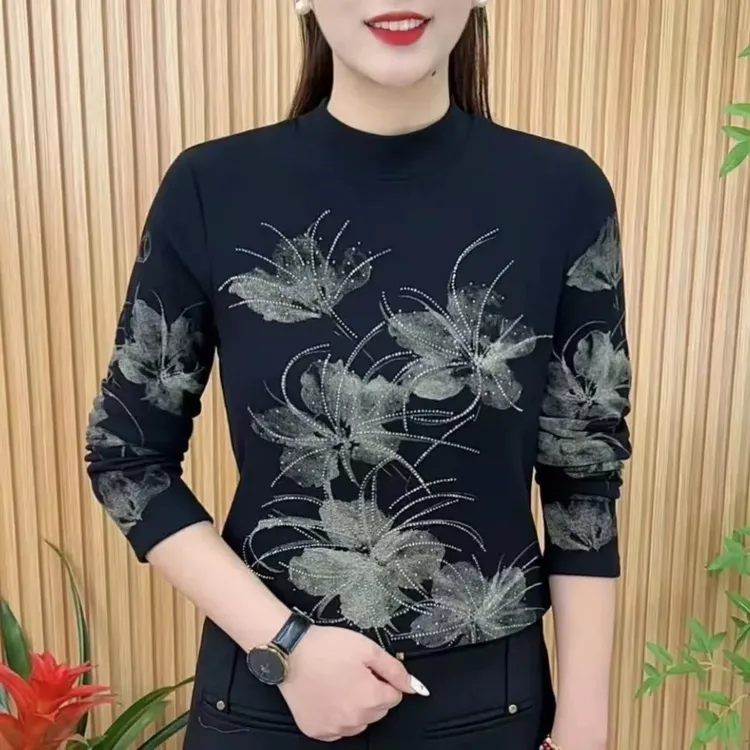 秋冬新款时尚打底衫妈妈上衣半高领重工定位烫钻洋气减龄T恤长袖