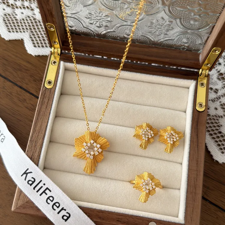 铜合金亚克力项链 KaliFeera古法复古风拉丝镶钻吊坠三件套气质