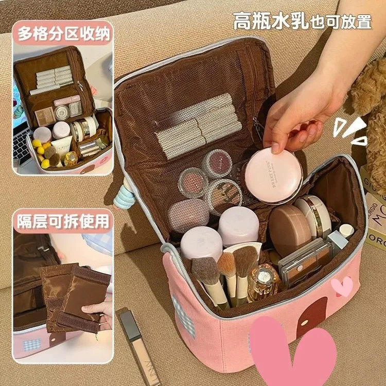 新款化妆包大容量分区收纳出差旅行便携包上班饭盒包相机包手提包