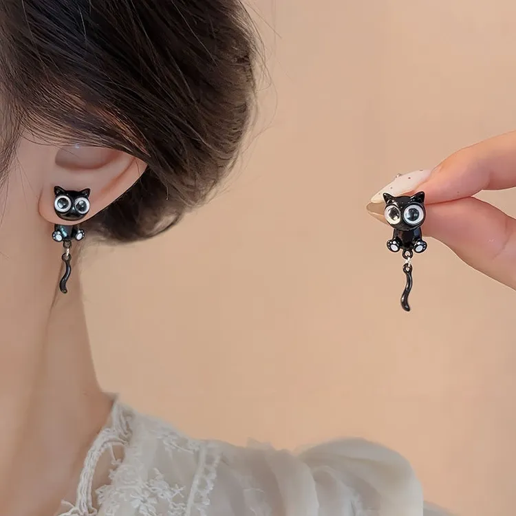非金属树脂耳饰 卡通可爱黑色小猫耳钉女时尚小众设计感百搭耳饰