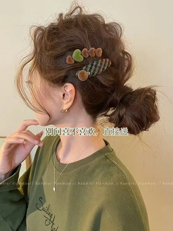 丝绒爱心~森系格纹植绒爱心发夹2025新款高端刘海夹精致边夹发饰