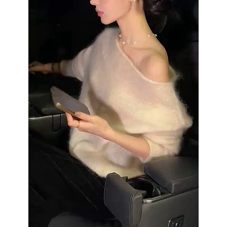 墙裂推荐！斜肩针织衫女秋季高级感好看韩系毛衣慵懒风软糯上衣