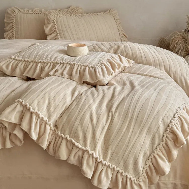 LUYEWEGER法式加厚雕花牛奶绒床上四件套珊瑚毛绒被罩床单笠保暖