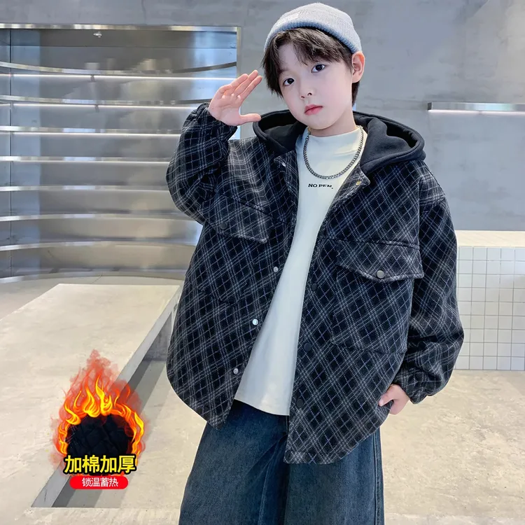 男童秋冬款外套夹棉加厚2025新款冬装中大童冬季连帽儿童格子风衣