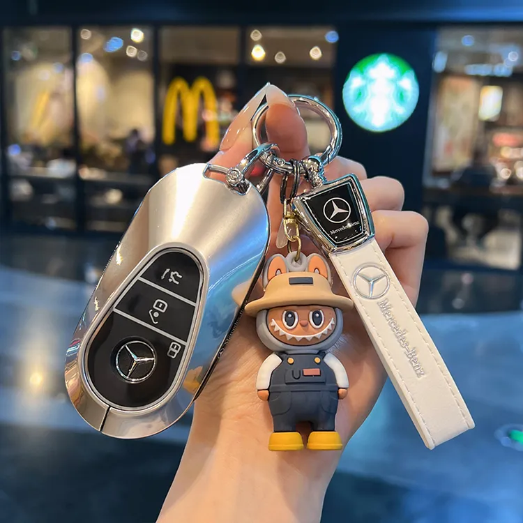 适用2026款新能源奔驰CLA300L钥匙套超长续航领智版用品金属壳扣