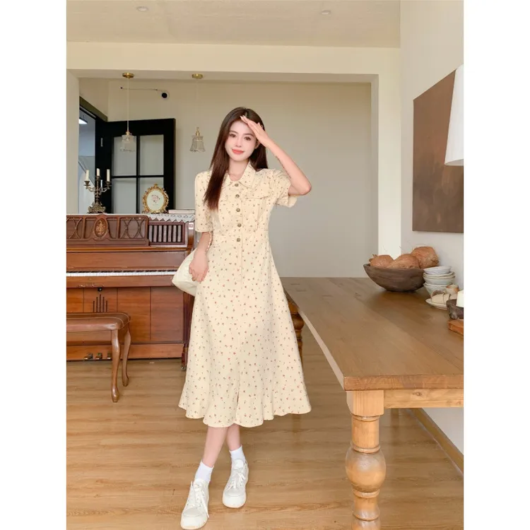 夏季温柔碎花新款MM短袖显瘦开叉裙子大码女装法式连衣裙