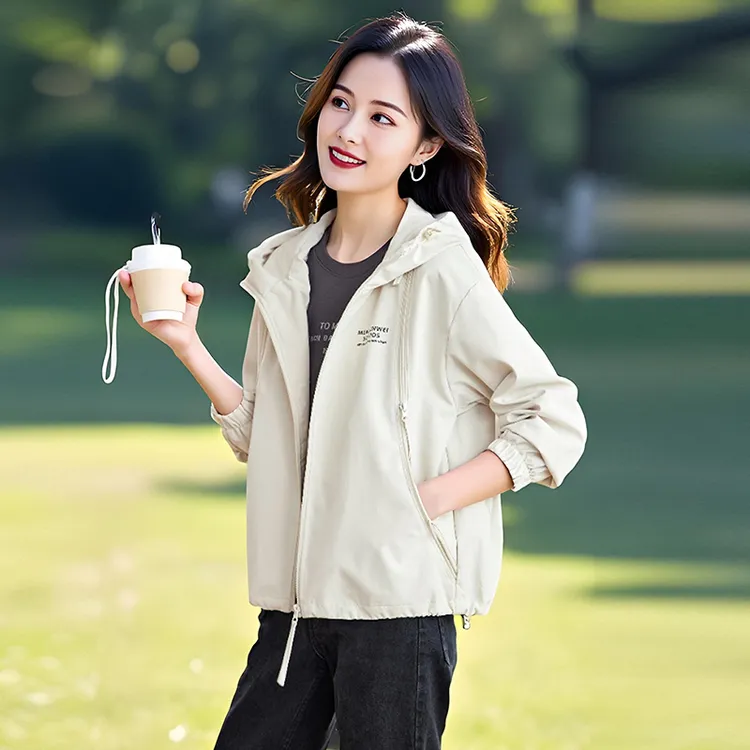 哥弟阿玛施正品秋季休闲短款女士连帽外套风衣时尚运动薄款夹克