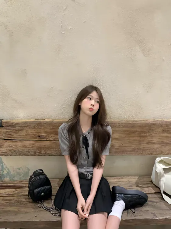 夏季洋气衣服女一整套穿搭蝴蝶结泡泡袖短袖针织上衣气质显瘦短裙