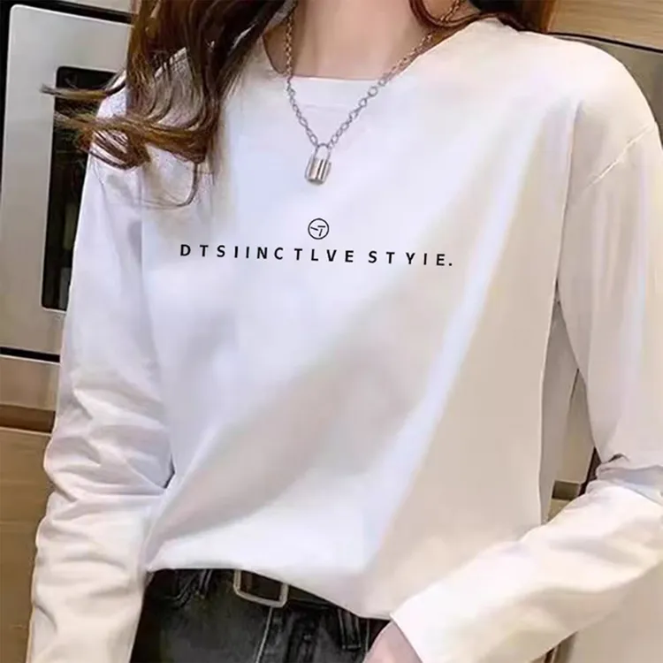 婳娇2025春秋休闲白色长袖t恤女宽松百搭字母减龄简约打底衫上衣