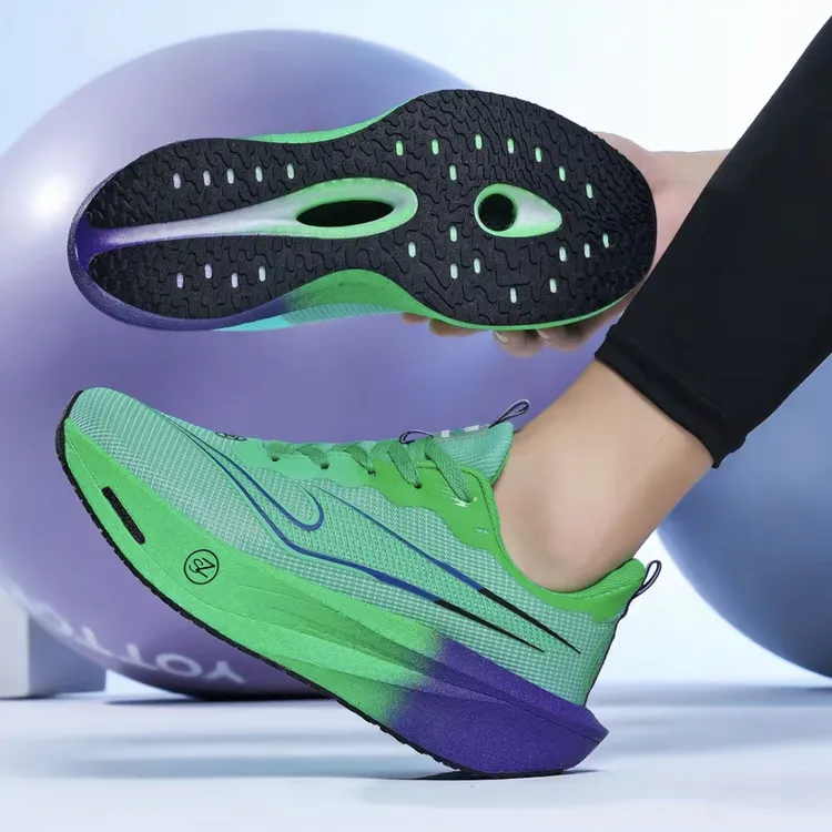 意大利盛威鸟减震碳板跑鞋休闲男女鞋缓震运动鞋2688软底男鞋