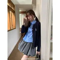 赵露思同款 可爱小熊麻花毛衣开衫+蓝色衬衫+花苞短裙