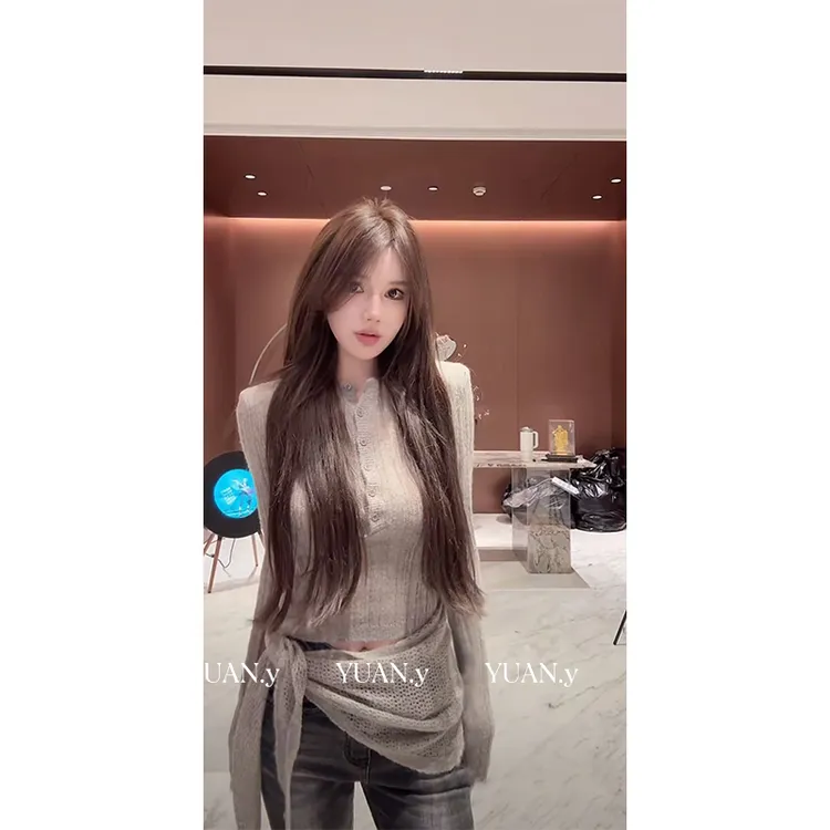 媛媛【秋季交响曲】秋季新款针织休闲时尚套装女（上衣+披肩）#TZ0803