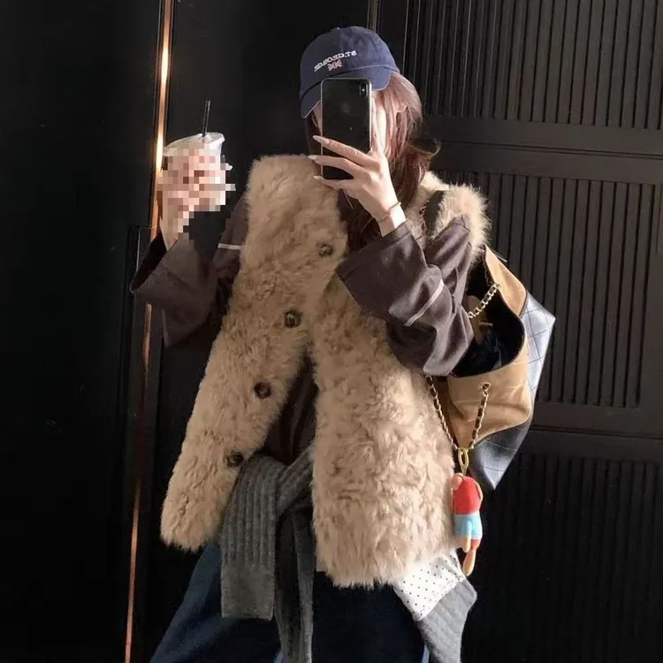 爆款2025秋冬季新款时尚气质高级新款仿羊羔毛皮草外套女加厚上衣