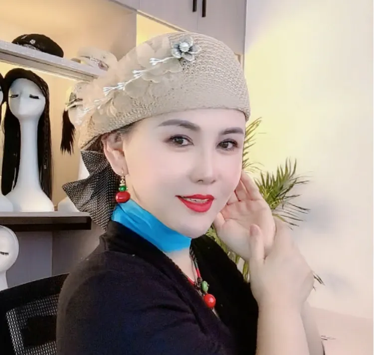 夏季镂空花朵鸭舌贝雷帽女帽时尚韩版女士个性甜美优雅网红帽子