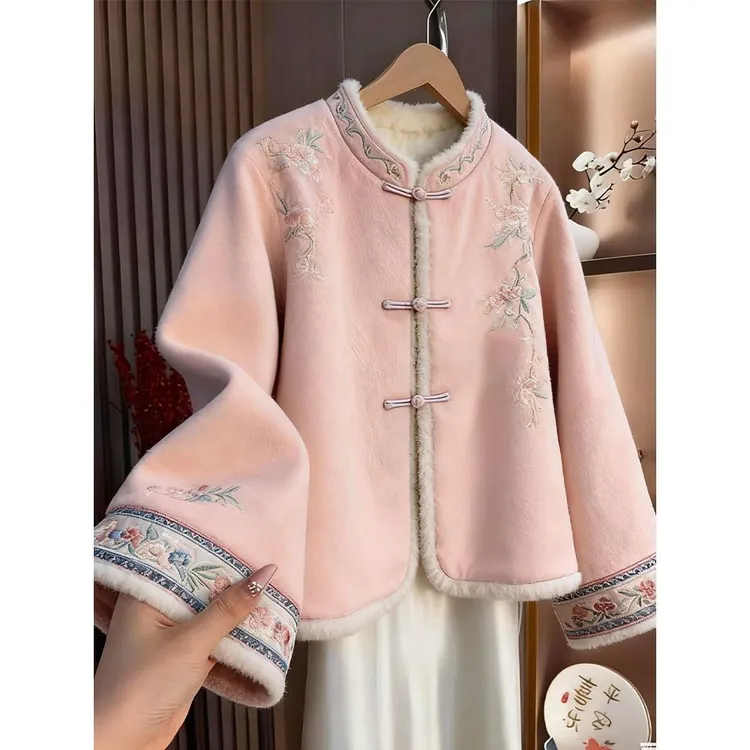 新中式国风巨好看的初冬外套2025秋冬新款今年流行爆款复古上衣女
