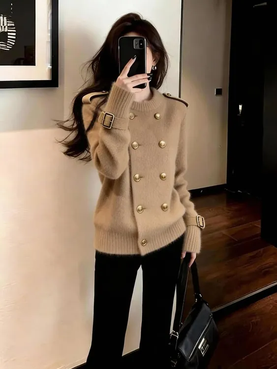 美式复古风时尚百搭休闲随性松弛驼色毛衣外套女2025冬双排扣开衫
