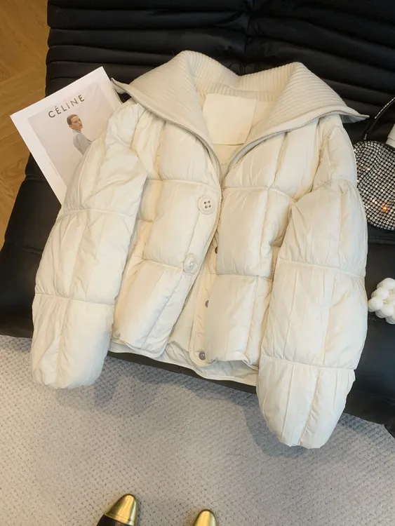 高端大翻领女2025冬季新款女装设计感保暖小香风气质棉服棉衣外套