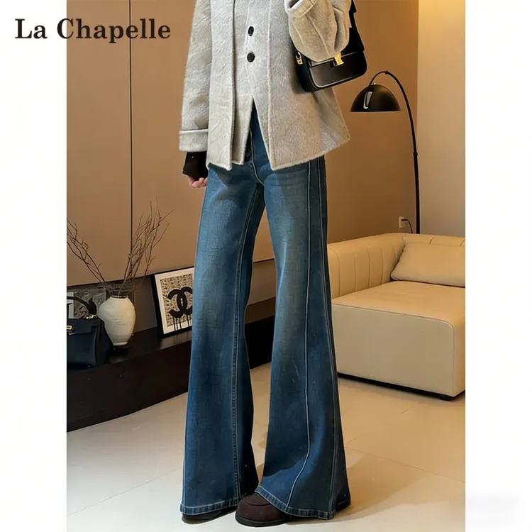 拉夏贝尔加绒微喇牛仔裤女2025新款高腰不贴腿秋冬加厚马蹄喇叭裤