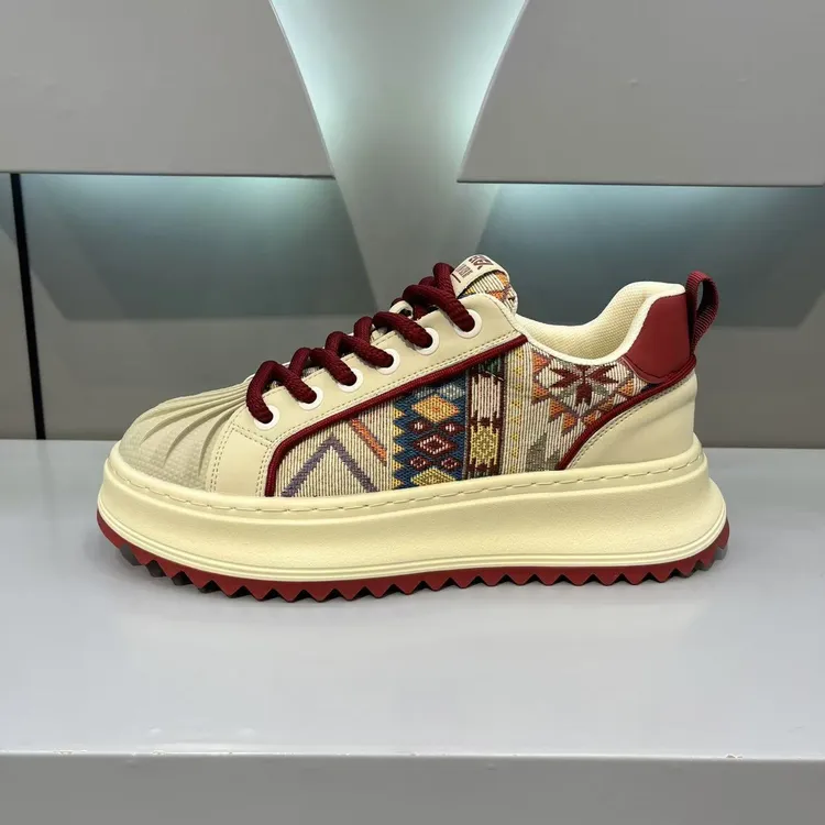 男鞋2025春季新品贝壳头时尚百搭厚底潮鞋个性轻便舒适增高休闲鞋