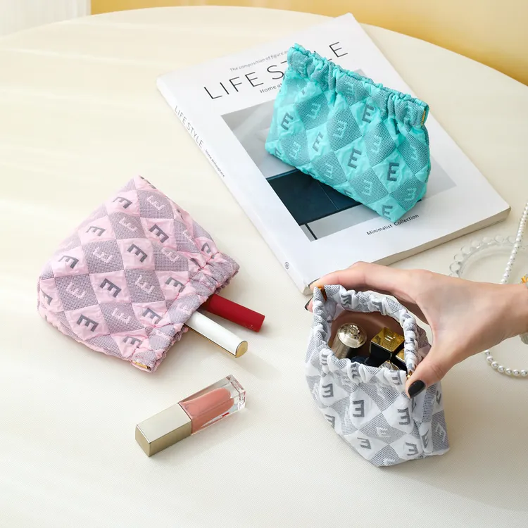 小化妆包字母印花零钱包随身携带钥匙口红弹片收纳包放包里小包包