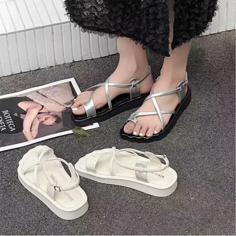 今年夏季新款凉鞋~高货软底软面~超舒适~异形底~126009~